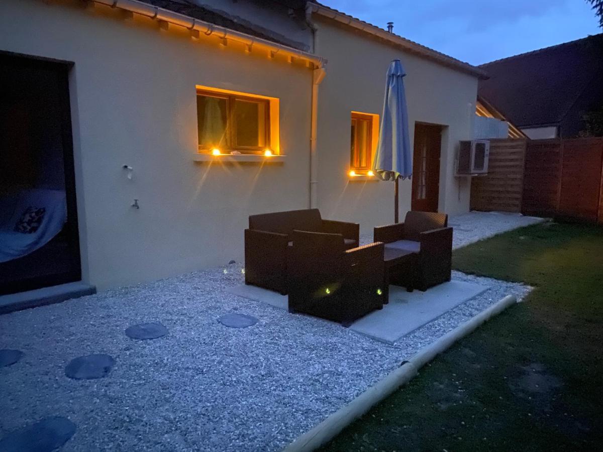 La Brie A 15Mn De Disneyland Et Village Nature Neufmoutiers-en-Brie Exteriör bild