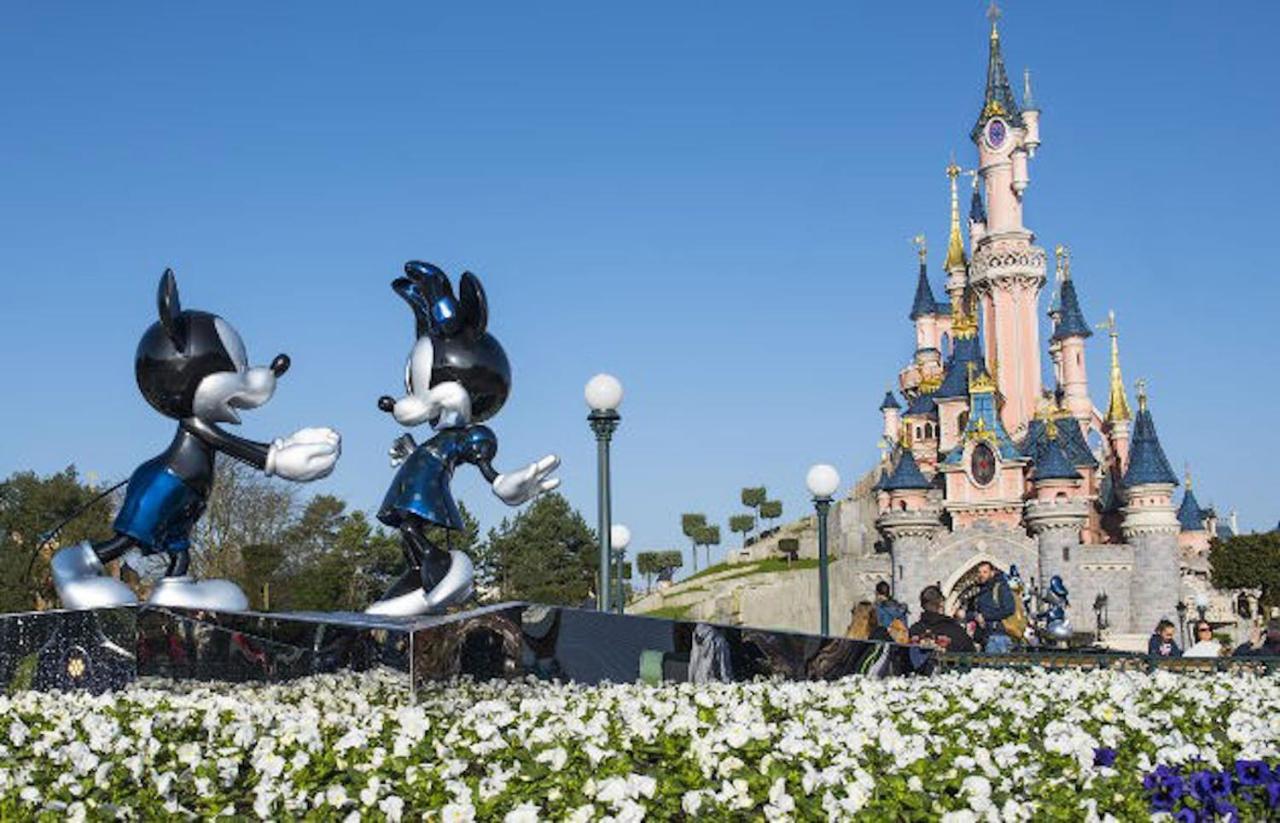 La Brie A 15Mn De Disneyland Et Village Nature Neufmoutiers-en-Brie Exteriör bild